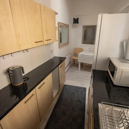 Apartman North Bay With Internet, Smart Tv's And Patio Area